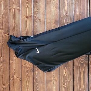 Ladies Nike long sleeve top